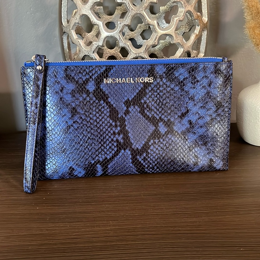 Michael Kors Large Wrislet Wallet